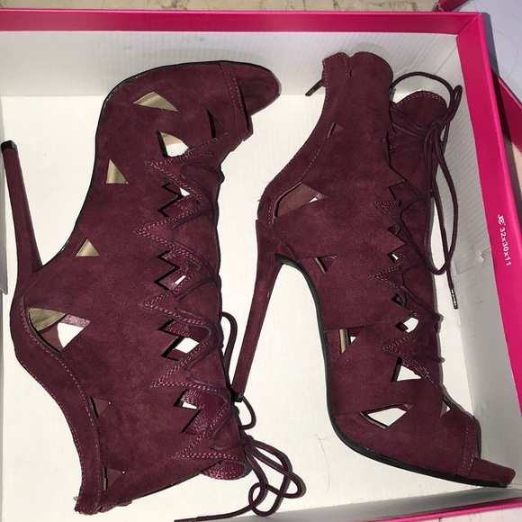 Shoedazzle High Heels - Picture 3 of 4